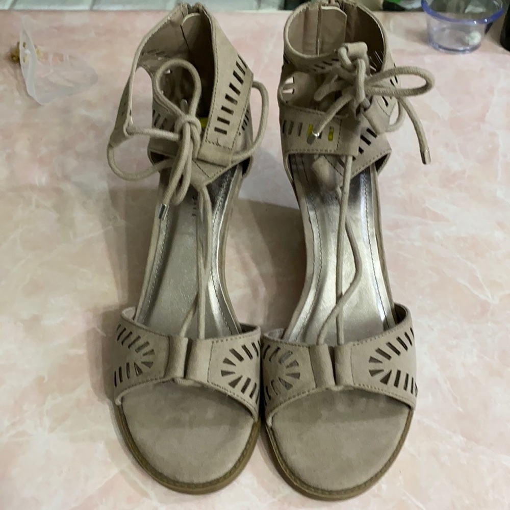 Sharp Madden Girl Wedge. (NWOT)  Final Price